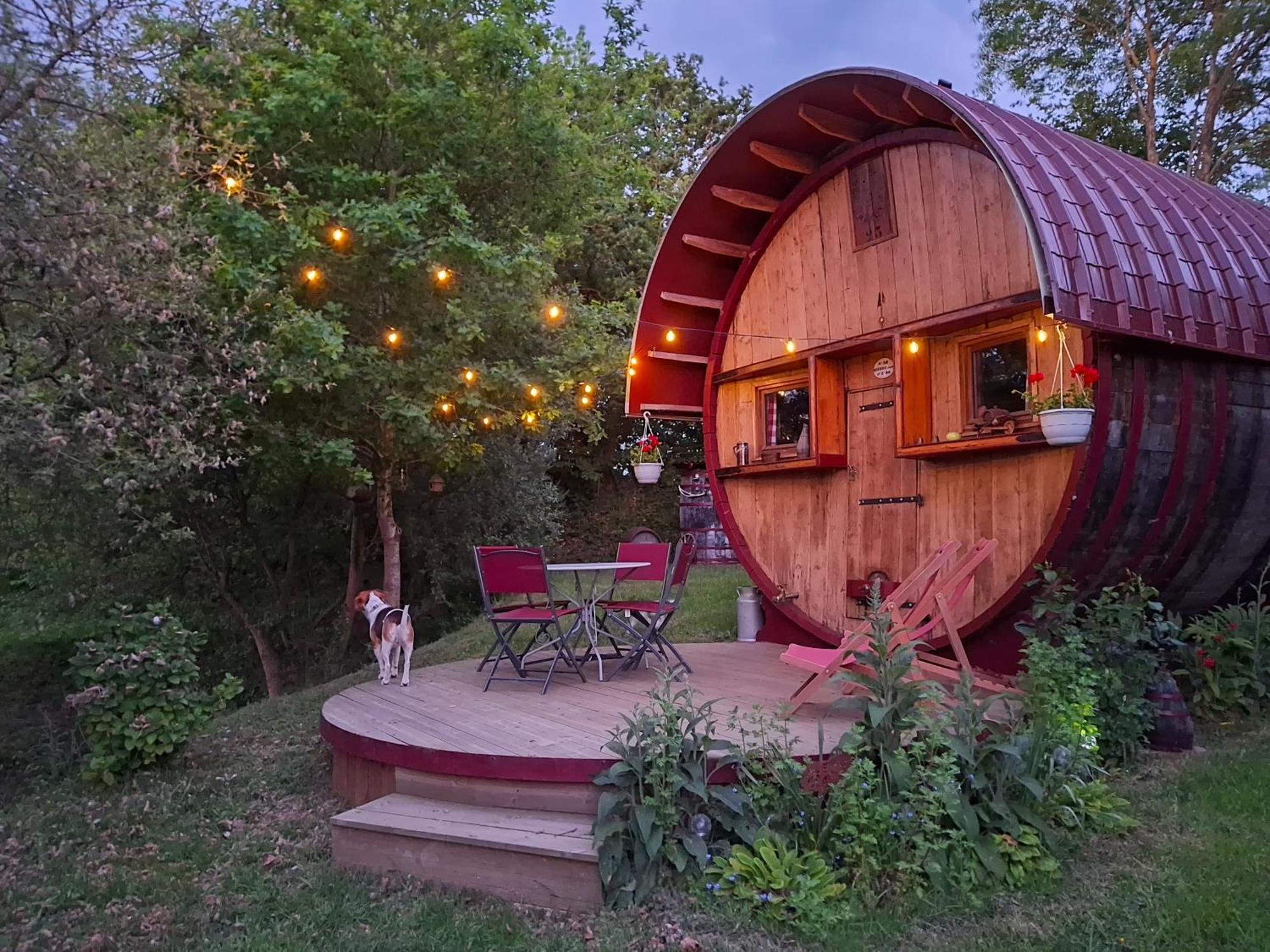 Villa L'authentique Tonneau à Cidre d'Emma Litteau Esterno foto